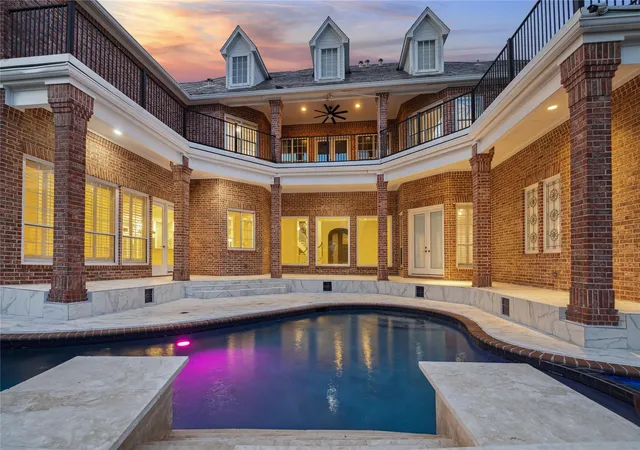 4th image of 23 Glen Eagles Dr, Sugar Land, TX 77479 | MLS# 16446920
