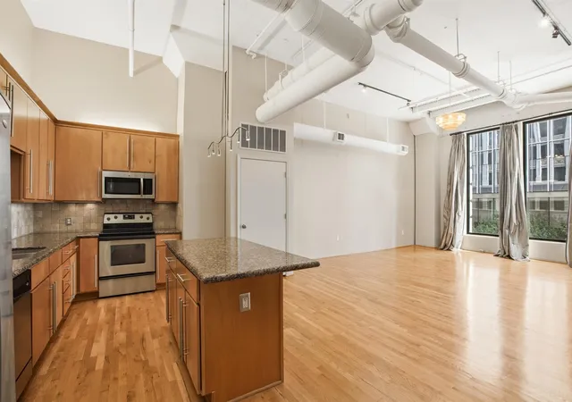 Photo 4 of Condo for sale at 705 Main St #209, Houston, TX 77002 | MLS# 76549253 | Listing updated on 2026-09-10