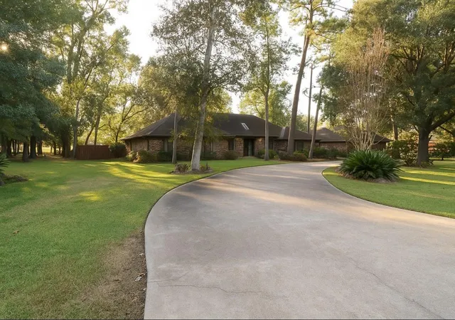 Photo 2 of Single family home for sale at 11427 Brandy Ln, Houston, TX 77044 | MLS# 78390034 | Listing updated on 2026-07-30