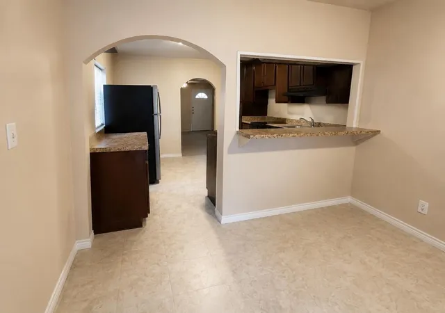 4th image of 2875 Hebert St, Beaumont, TX 77705 | MLS# 79136078