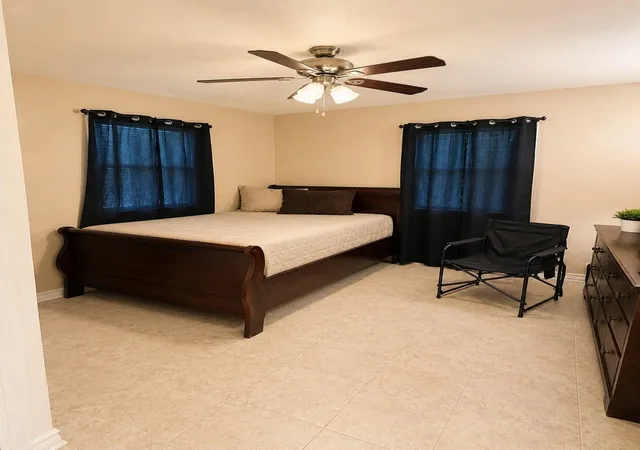 5th image of 2875 Hebert St, Beaumont, TX 77705 | MLS# 79136078