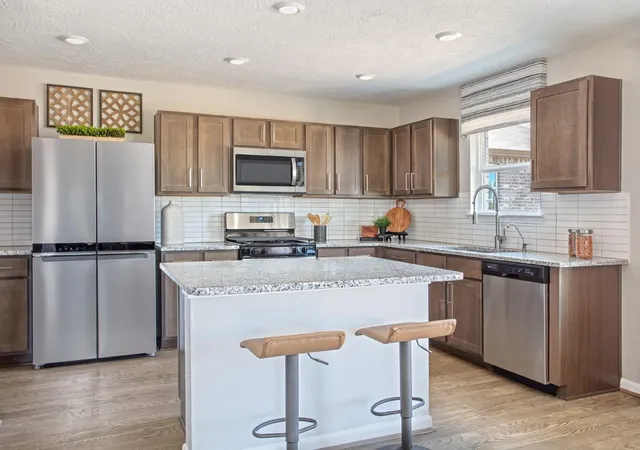 4th image of 1824 Becaccino Trl, Texas City, TX 77591 | MLS# 44398158