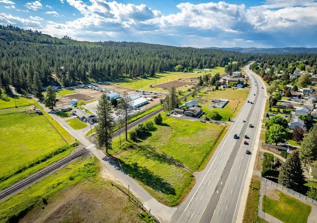 2nd image of 2714 S Dishman Mica Rd, Spokane, WA 99206 | MLS# 202416966
