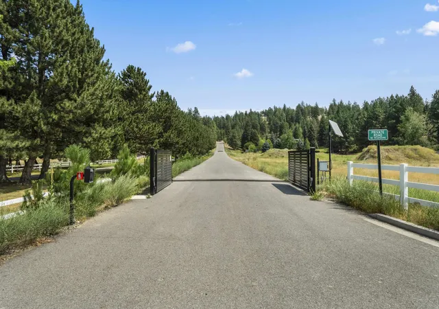 4th image of 4421 S Madison Rd, Spokane Valley, WA 99206 | MLS# 202511288