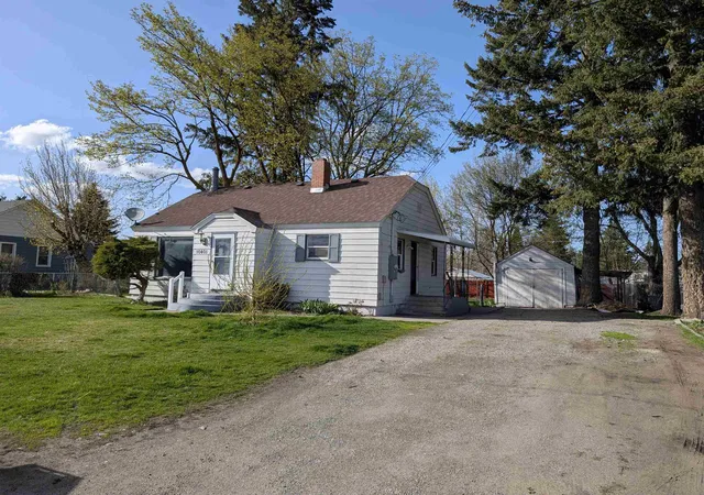 2nd image of 10401 E Springfield Ave, Spokane Valley, WA 99206 | MLS# 202514803