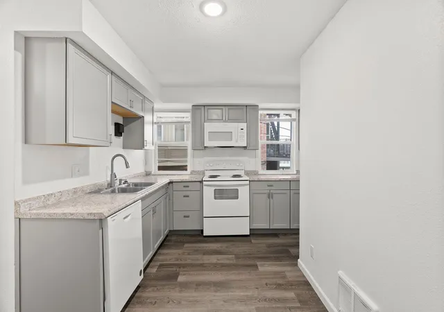 4th image of 1424 W 10Th Ave, Spokane, WA 99204 | MLS# 202515268