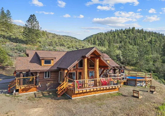 Photo 3 of Single family home for sale at 33905 Winterwood Ln, Davenport, WA 99122 | MLS# 202517403 | Listing updated on 2026-07-15