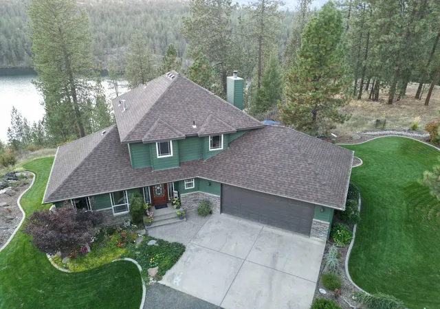 Photo 1 of Single family home for sale at 6533 D Lois Way, Nine Mile Falls, WA 99026 | MLS# 202518139 | Listing updated on 2026-10-06