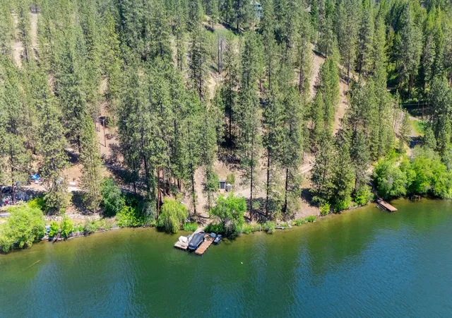 Photo 4 of Single family home for sale at 6533 D Lois Way, Nine Mile Falls, WA 99026 | MLS# 202518139 | Listing updated on 2026-10-06