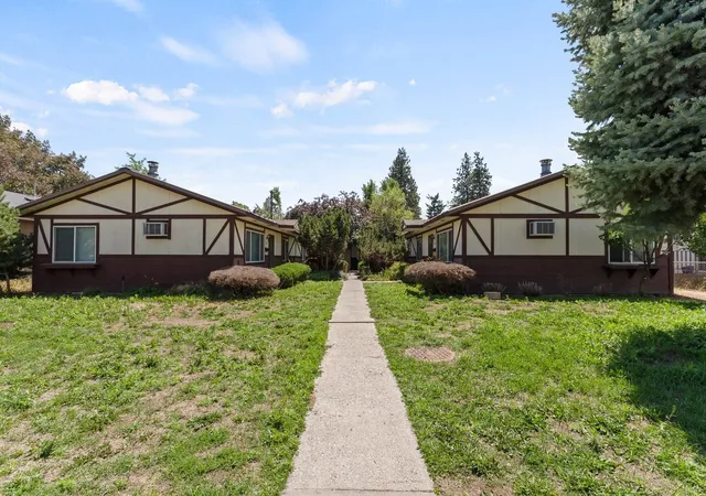 1st image of 824 830 E North Ave, Spokane, WA 99207 | MLS# 202520330