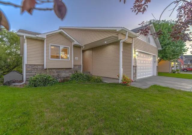 1st image of 11722 E Jackson Ln, Spokane Valley, WA 99206 | MLS# 202522383