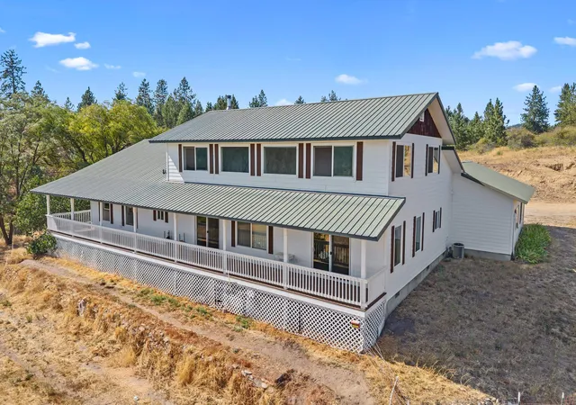 Homes for sale in Inchelium, WA | 26 Stray Dog Canyon Rd, Inchelium, WA 99138 | MLS# 202522758