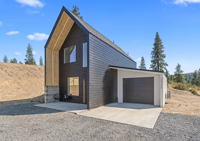 Photo 3 of Single family home for sale at 38265 N Timber Ln, Lincoln, WA 99147 | MLS# 202522802 | Listing updated on 2026-10-06