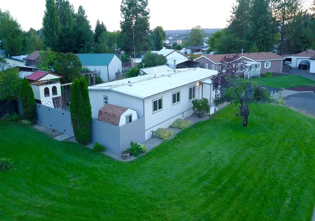 Homes for sale in Mead, WA | 12117 N Sheridan St, Mead, WA 99021 | MLS# 202522840