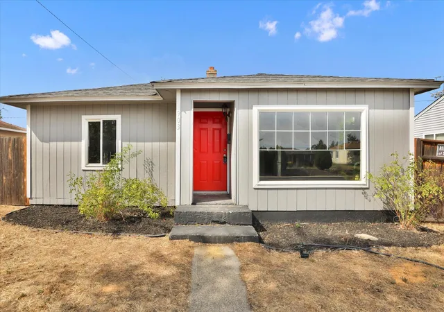 1st image of 903 E Rowan Ave, Spokane, WA 99207 | MLS# 202525600