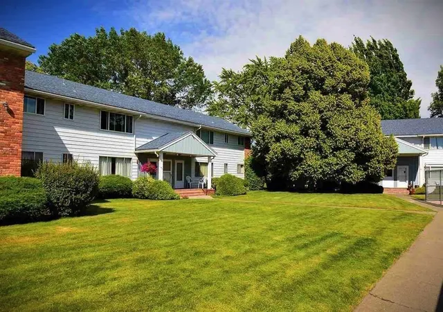 image of 250 N Raymond Rd, Spokane Valley, WA 99206 | MLS# 202525966
