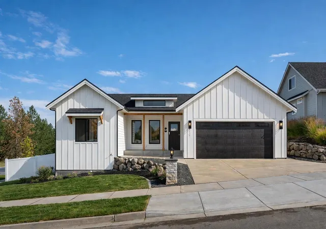 1st image of 146 Legacy Way, Nine Mile Falls, WA 99026 | MLS# 202526249