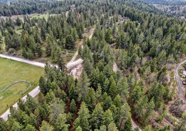 Homes for sale in Chattaroy, WA | 29110 N Conklin Rd, Chattaroy, WA 99003 | MLS# 202526378