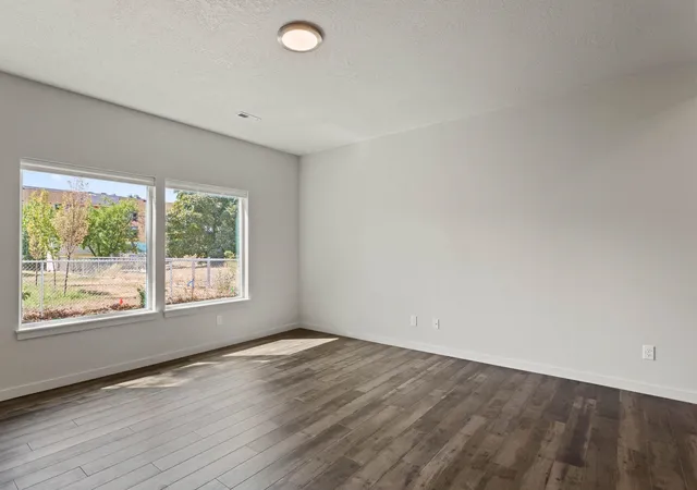 Photo 3 of Single family home for sale at 312 S Woodlawn Ln, Spokane, WA 99216 | MLS# 202527028 | Listing updated on 2026-08-26