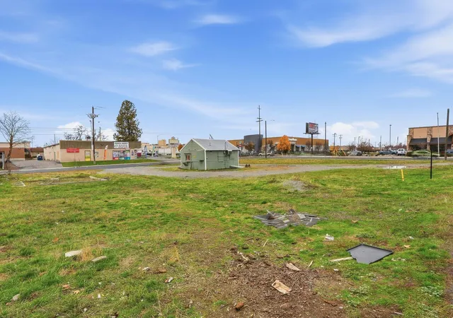 Photo 3 of Land for sale at 6216-6228 N Lidgerwood St, Spokane, WA 99208 | MLS# 202527252 | Listing updated on 2026-10-22