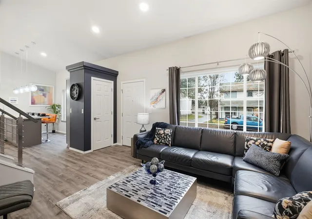 Photo 3 of Single Family Residence at 10209 E 17th Lane, Spokane Valley, WA 99206 | MLS# 202527708 | | Sold on 2026-04-30