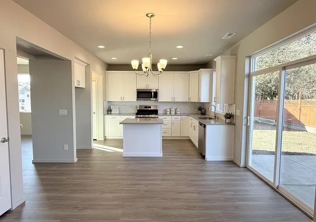 3rd image of 9523 E Michielli Ln, Spokane, WA 99206 | MLS# 202610044
