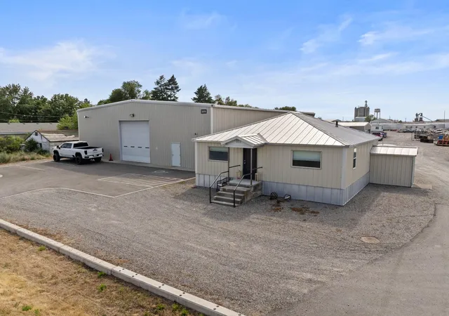 2nd image of 3315 N Tschirley Rd, Spokane Valley, WA 99216 | MLS# 202610433