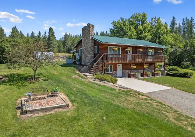 Photo 3 of Single family home for sale at 1381 Little Twin Lakes Rd, Colville, WA 99114 | MLS# 202611086 | Listing updated on 2026-08-26