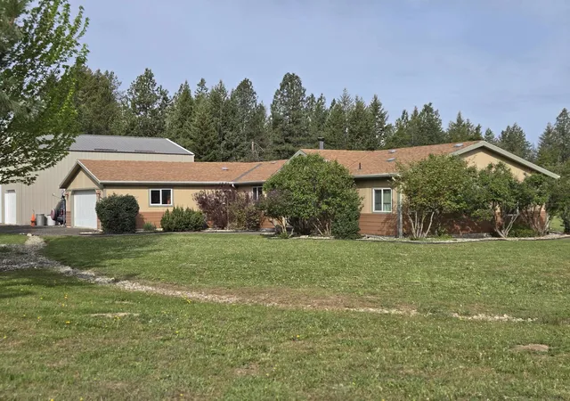 Homes for sale in Chattaroy, WA | 27601 N Scotts Ridge Ln, Chattaroy, WA 99003 | MLS# 202611231