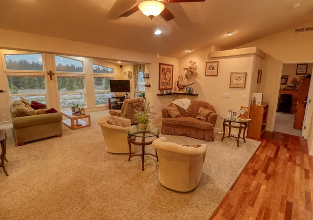 Homes for sale in Chattaroy, WA | 27601 N Scotts Ridge Ln, Chattaroy, WA 99003 | MLS# 202611231