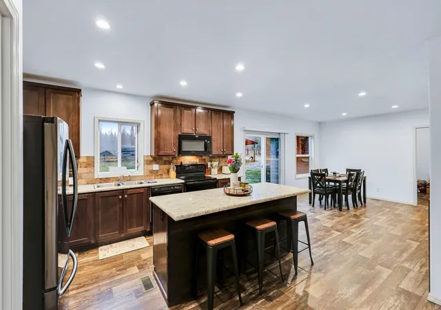 3rd image of 1722 Coyote Trl, Newport, WA 99156 | MLS# 202611350