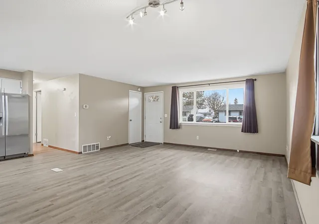 Photo 4 of Single family home for sale at 743 S Beeman St, Airway Heights, WA 99001 | MLS# 202611427 | Listing updated on 2026-10-09
