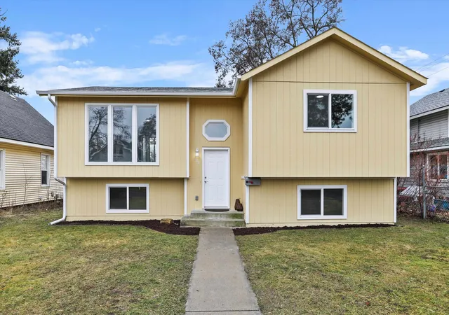1st image of 308 E Crown Ave, Spokane, WA 99207 | MLS# 202611819