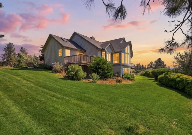 Photo 3 of Single family home for sale at 7335 N Five Mile Rd, Spokane, WA 99208 | MLS# 202612101 | Listing updated on 2026-08-23
