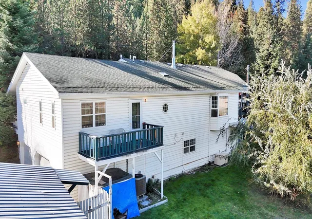 Photo 1 of Sale Pending at 11224 N Honeymoon Bay Rd, Newman Lake, WA 99025 | MLS# 202612104 | Listing updated on 2026-09-12