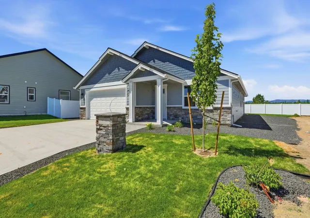 Photo 2 of Single family home for sale at 1255 N High Desert Dr, Deer Park, WA 99006 | MLS# 202612142 | Listing updated on 2026-09-16
