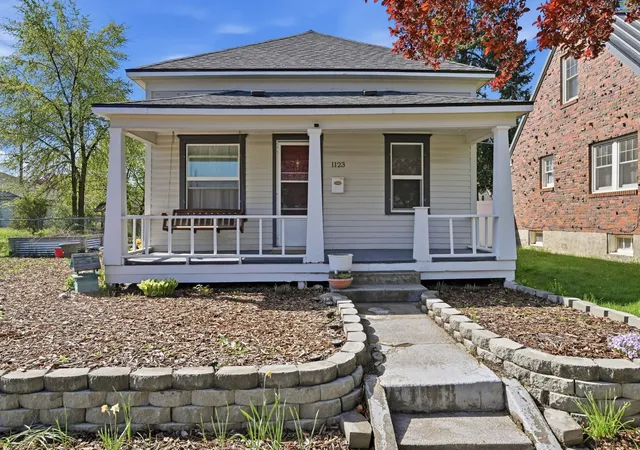 Homes for sale in Spokane, WA | 1123 W York Ave, Spokane, WA 99205 | MLS# 202612554