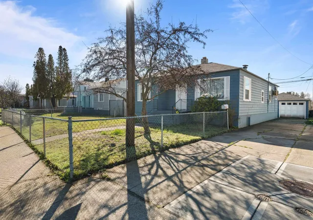 1st image of 204 E Princeton Ave, Spokane, WA 99207 | MLS# 202612673