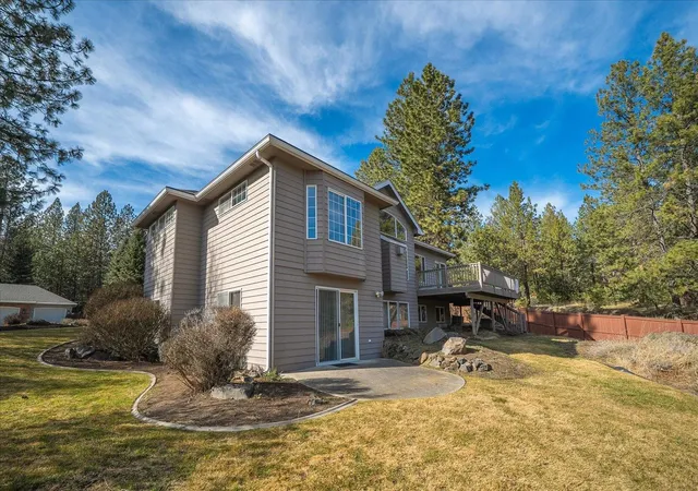 Photo 3 of Sale Pending at 7010 N East Blf Ct, Spokane, WA 99218 | MLS# 202612718 | Listing updated on 2026-08-22