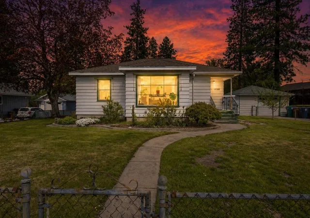 1st image of 3006 W Monticello Pl, Spokane, WA 99205 | MLS# 202612739