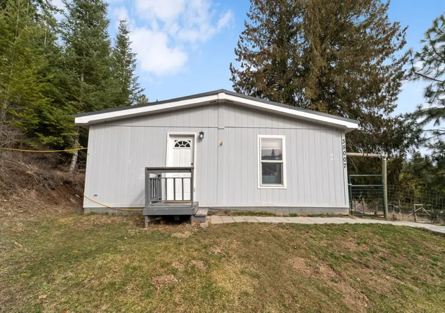 Photo 3 of Manufactured home for sale at 35007 N Blanchard Crk Rd, Newport, WA 99156 | MLS# 202612814 | Listing updated on 2026-09-25
