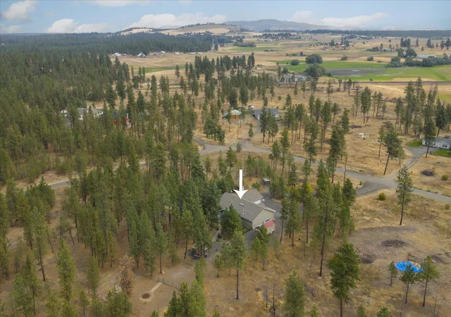2nd image of 18206 S Hanson Pond Ln, Cheney, WA 99004 | MLS# 202612821