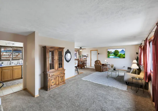 Homes for sale in Spokane Valley, WA | 1322 N Mamer Rd, Spokane Valley, WA 99216 | MLS# 202612983