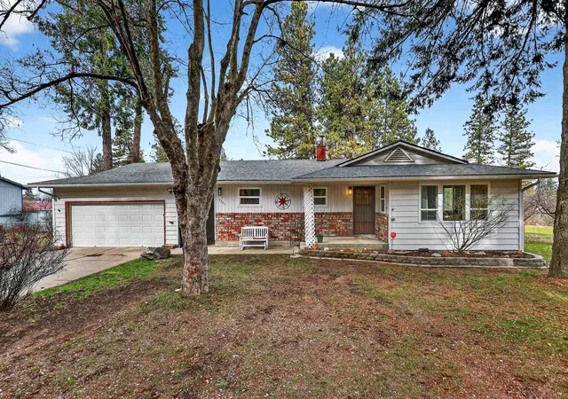 Homes for sale in Spokane, WA | 4301 E 16th Ave, Spokane, WA 99223 | MLS# 202613450