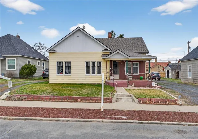 Photo 1 of Single family home for sale at 2927 E Wabash Ave, Spokane, WA | MLS# 202613456 | Listing updated on 2026-10-09