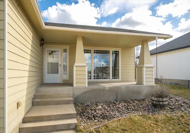 Homes for sale in Mead, WA | 15304 N Wilson Ct, Mead, WA 99021 | MLS# 202613523