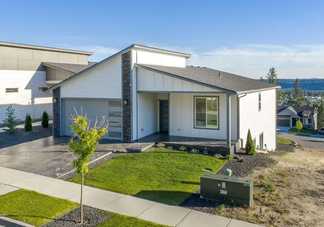 Homes for sale in Spokane, WA | 4223 W Bush Dr, Spokane, WA 99208 | MLS# 202613528