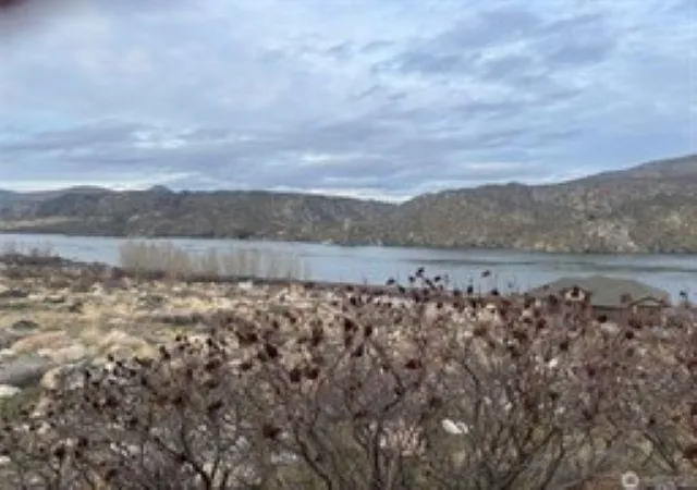 5th image of Boulder Gulch Loop Loop, Pateros, WA 98846 | MLS# 202613542