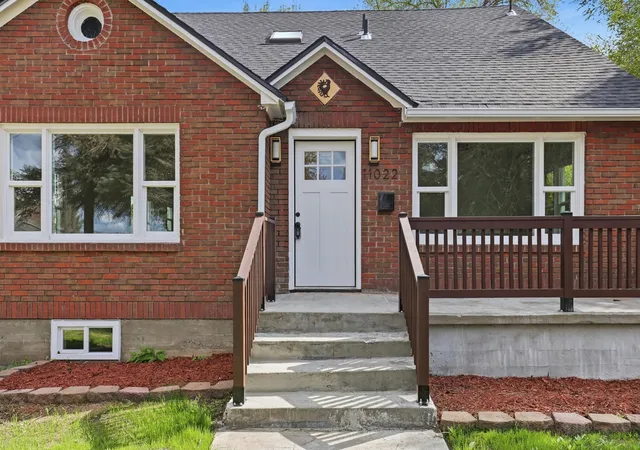 Photo 2 of Sale Pending at 11022 E 4th Avenue, Spokane Valley, WA 99206 | MLS# 202613557 | Listing updated on 2026-09-21