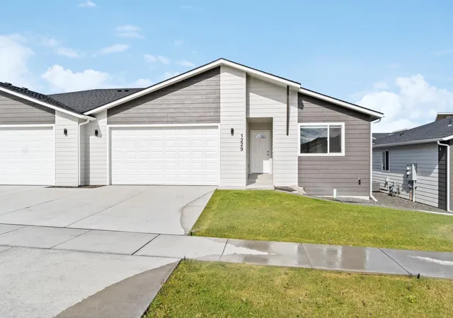 1st image of 1321 N Coach Dr, Spokane Valley, WA 99016 | MLS# 202613742